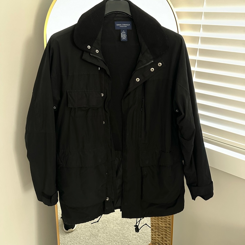 Daniel Cremieux windbreaker jacket, black. Size Medium.